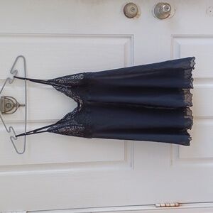 VICTORIA'S SECRET Sheer Chemise Lingerie Sz M